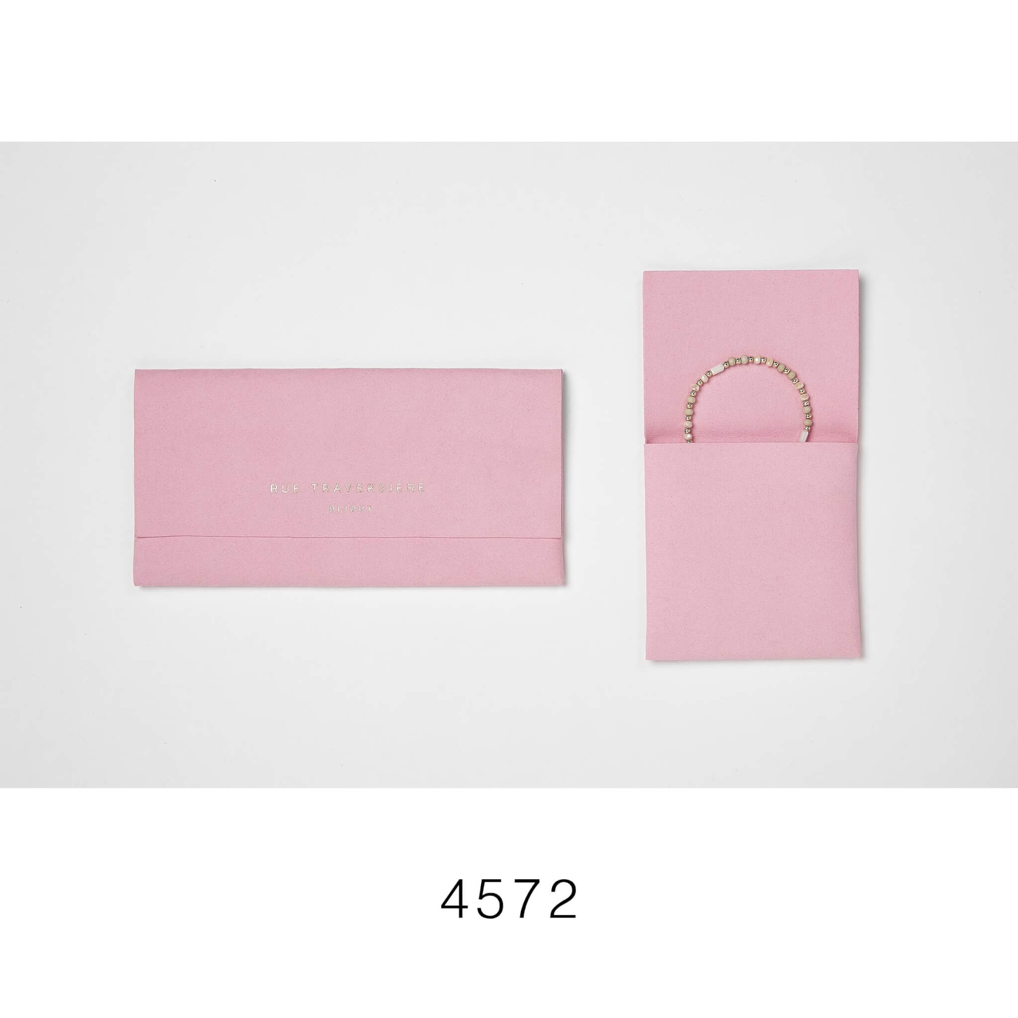 4572
