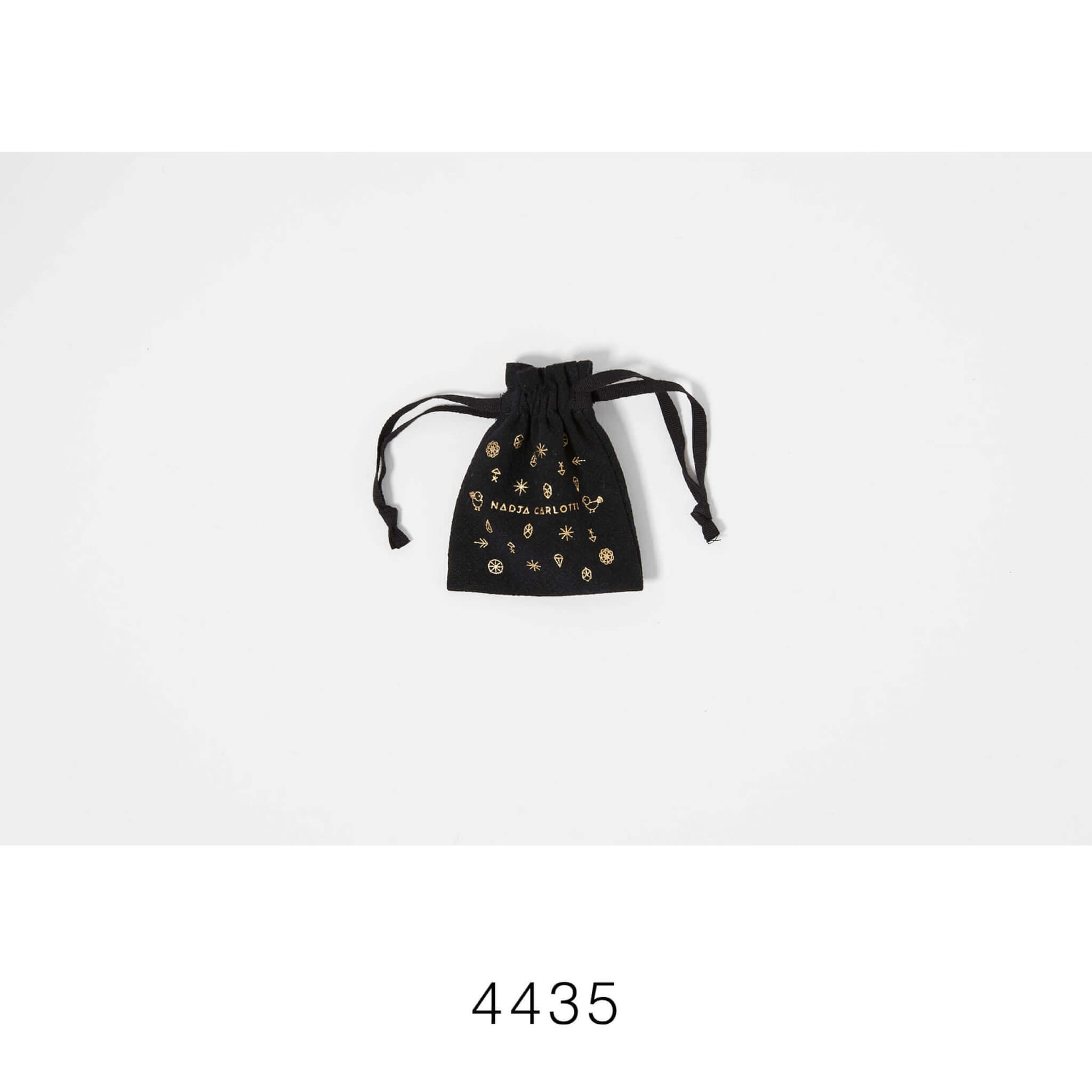 4435